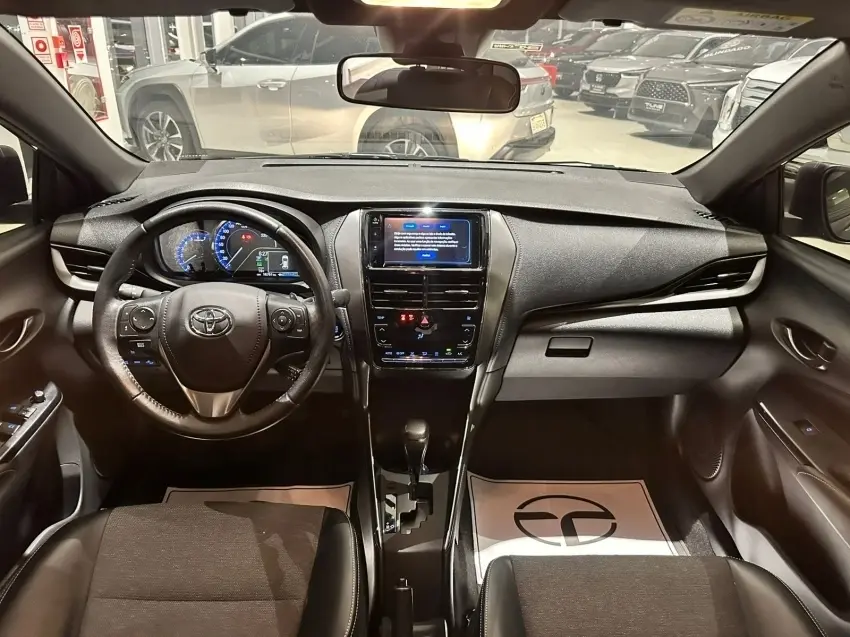 galeria YARIS