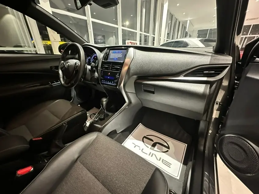 galeria YARIS