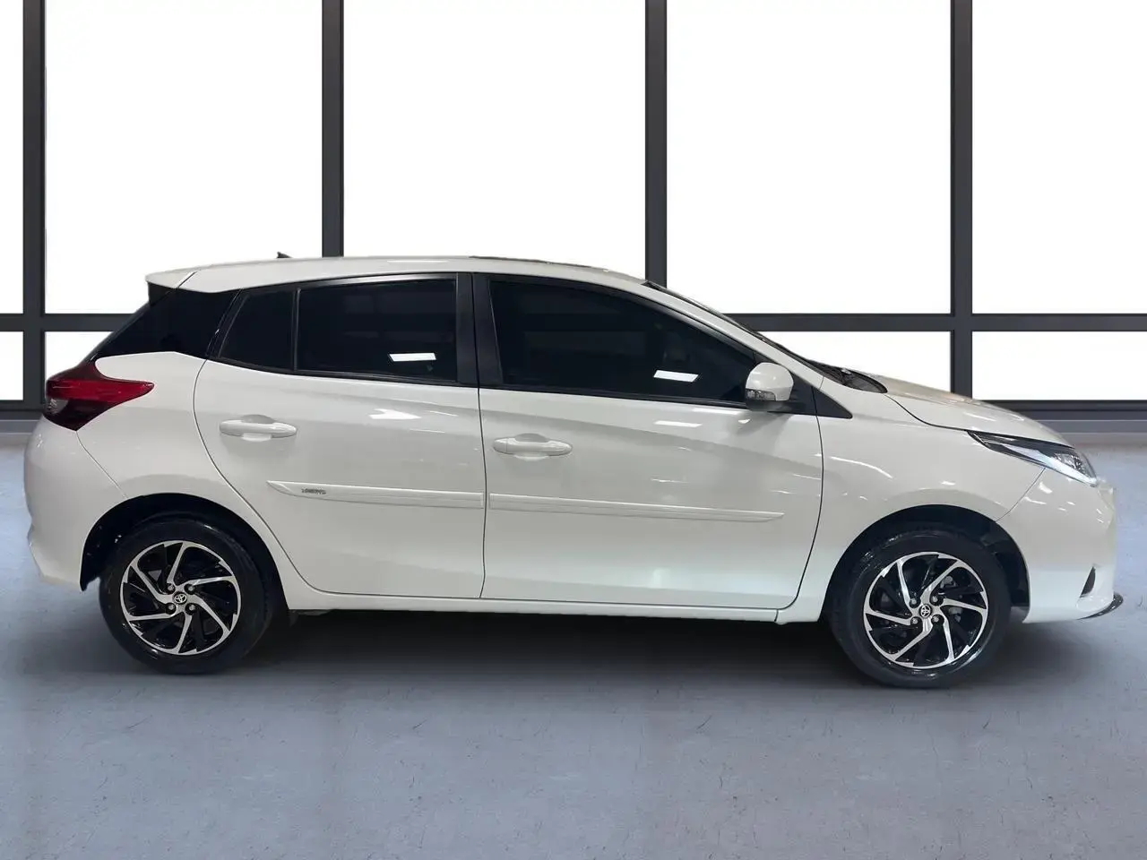 galeria Yaris