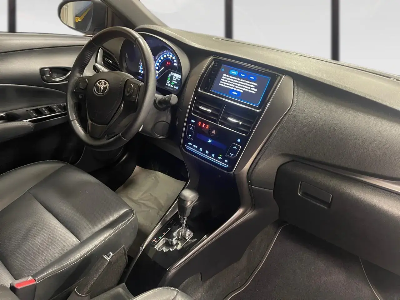 galeria Yaris