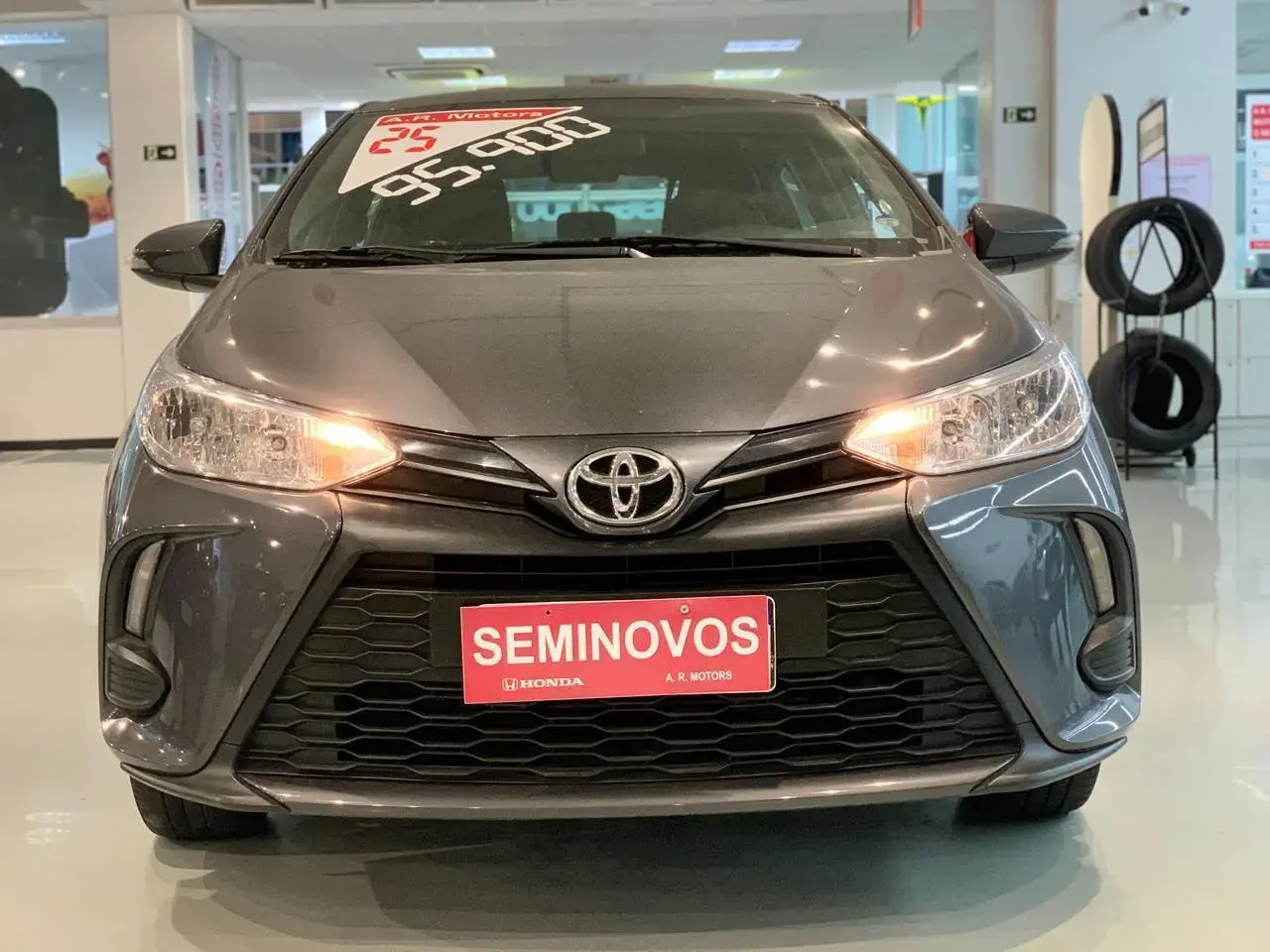 galeria Yaris