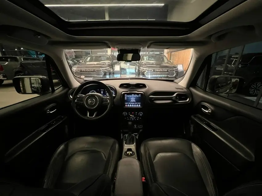galeria RENEGADE