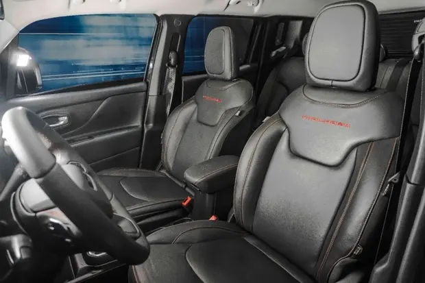 Jeep RENEGADE 1.3 T270 TURBO FLEX TRAILHAWK 4X4 AT9