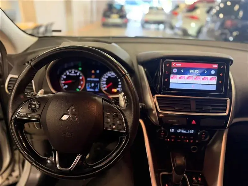galeria ECLIPSE CROSS