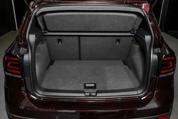 Volkswagen T-CROSS 1.0 200 TSI TOTAL FLEX COMFORTLINE AUTOMÁTICO