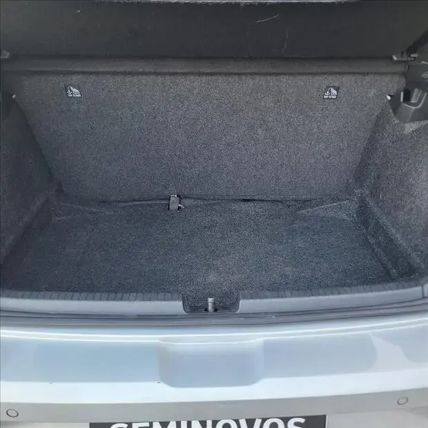Volkswagen POLO 1.0 170 TSI SENSE AUTOMÁTICO