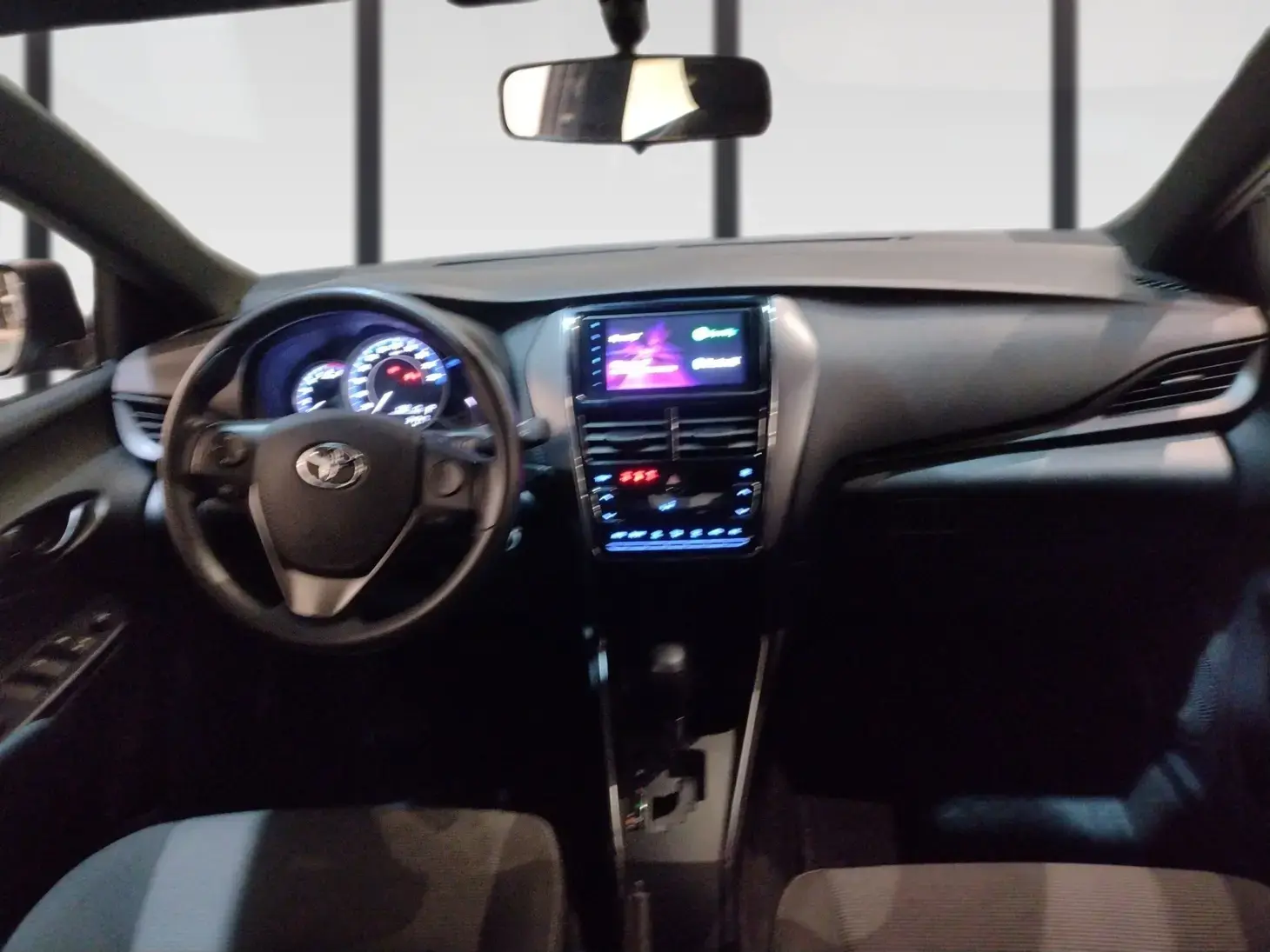 galeria Yaris