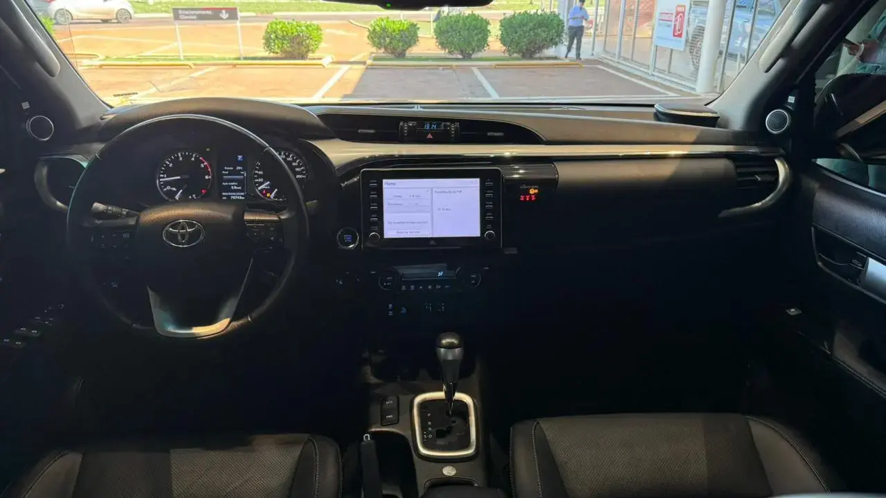 galeria HILUX