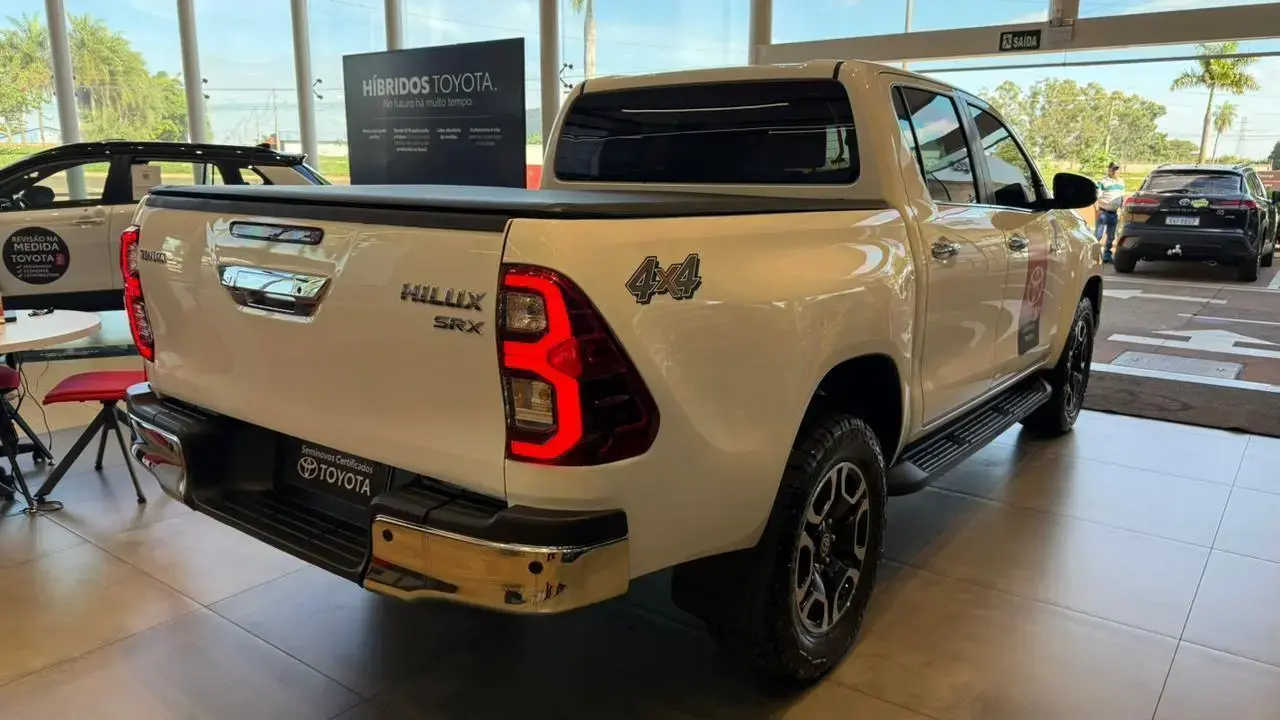galeria HILUX