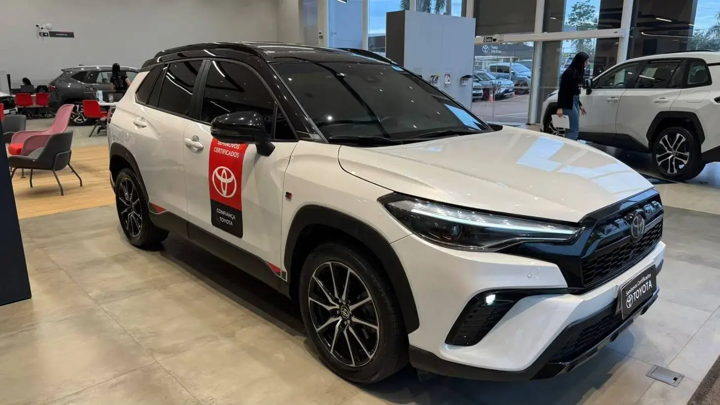 galeria COROLLA CROSS