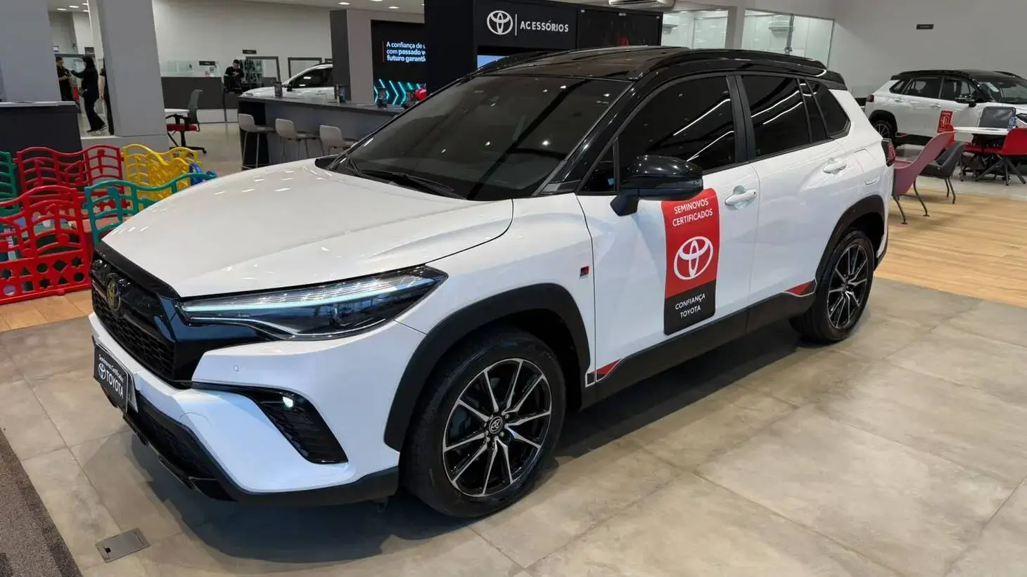 galeria COROLLA CROSS