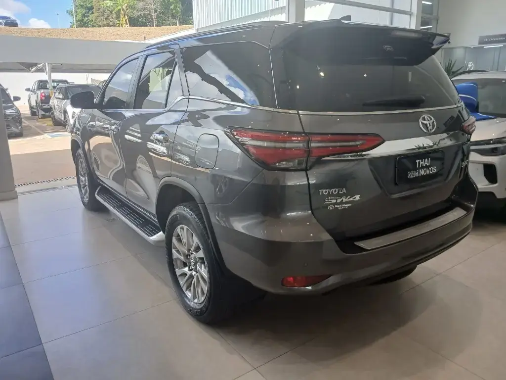 galeria HILUX SW4