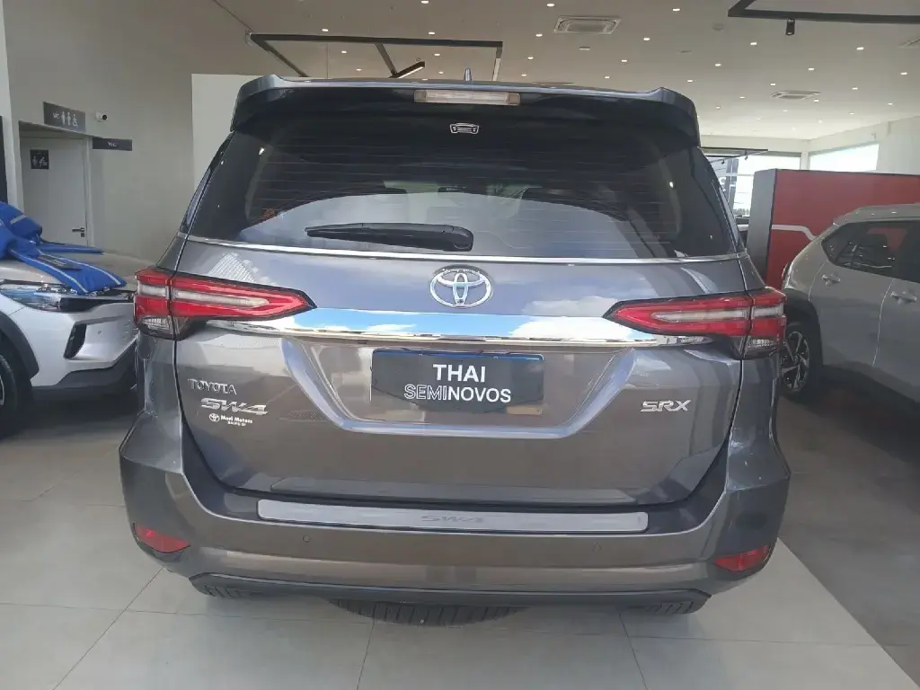 galeria HILUX SW4
