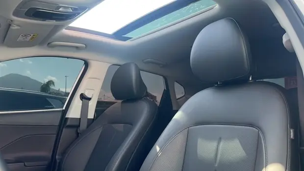 Hyundai KONA 1.6 GDI HEV SIGNATURE DCT