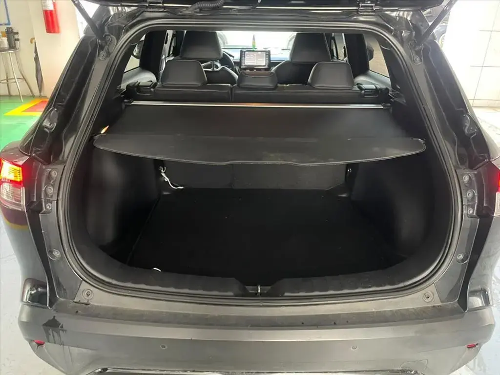 galeria COROLLA CROSS