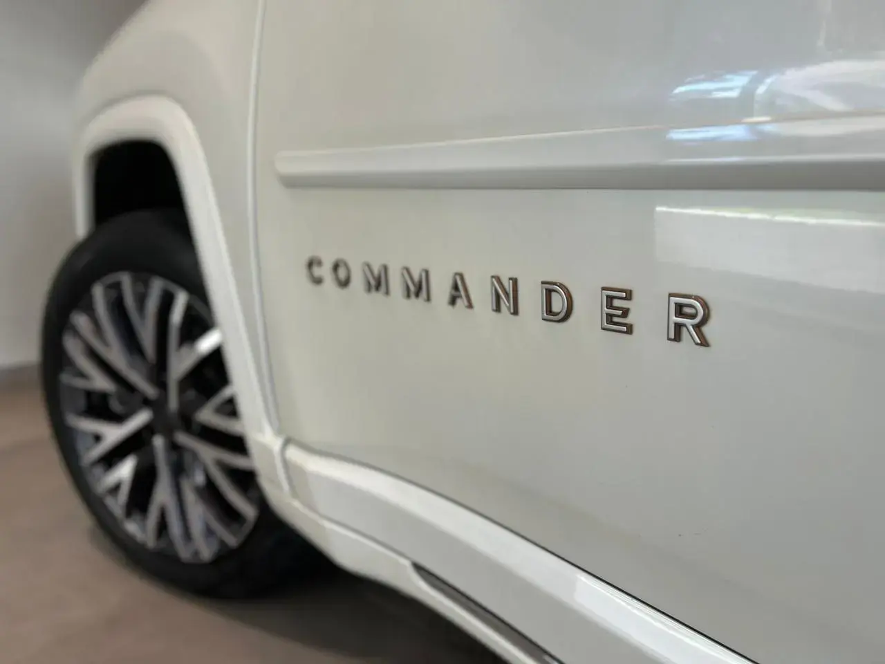galeria Commander