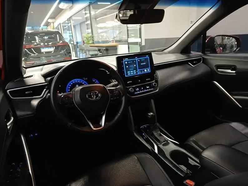 galeria COROLLA CROSS