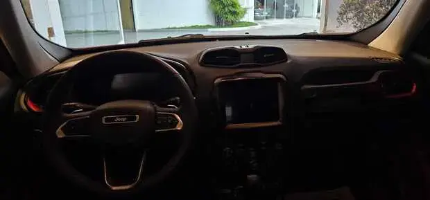 Jeep Renegade Trailhawk T270 1.3 Turbo 4x4