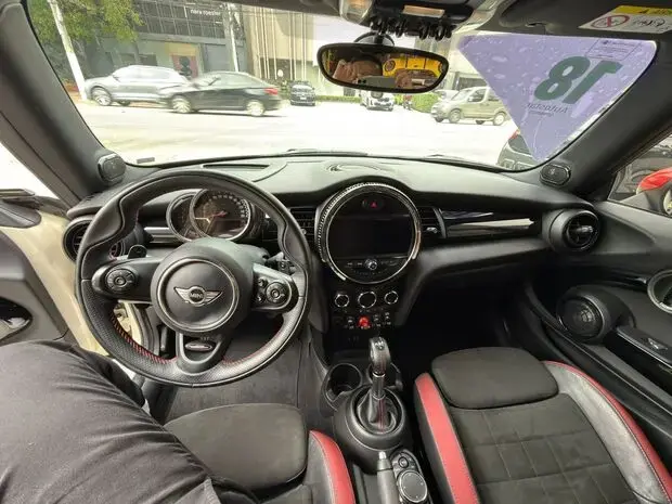Mini John Cooper Works Works 2.0 (Aut) 2p