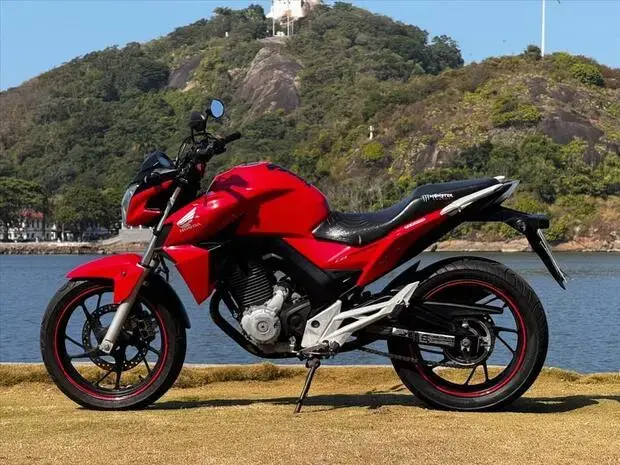 Honda CB TWISTER