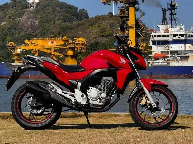 Honda CB TWISTER