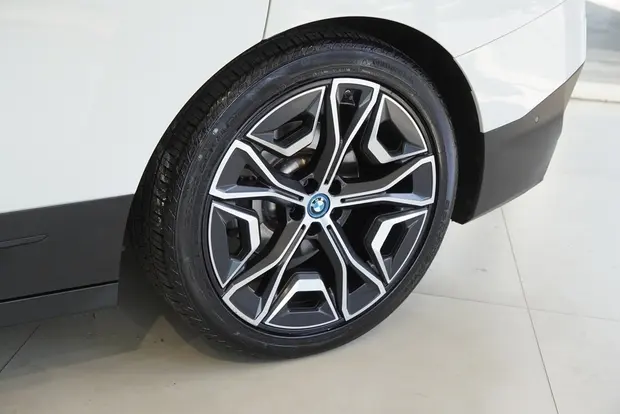 Bmw iX ELÉTRICO XDRIVE40
