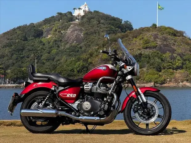 Royal Enfield METEOR 650 CELESTIAL