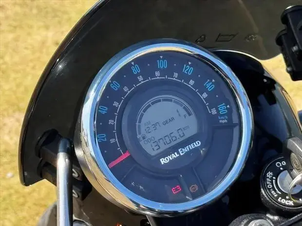 Royal Enfield METEOR 350 FIREBALL
