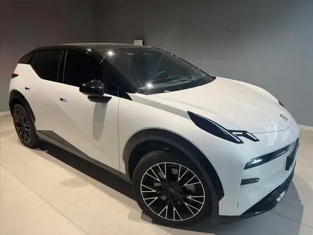 Zeekr X 66 KW ELÉTRICO FLAGSHIP AWD
