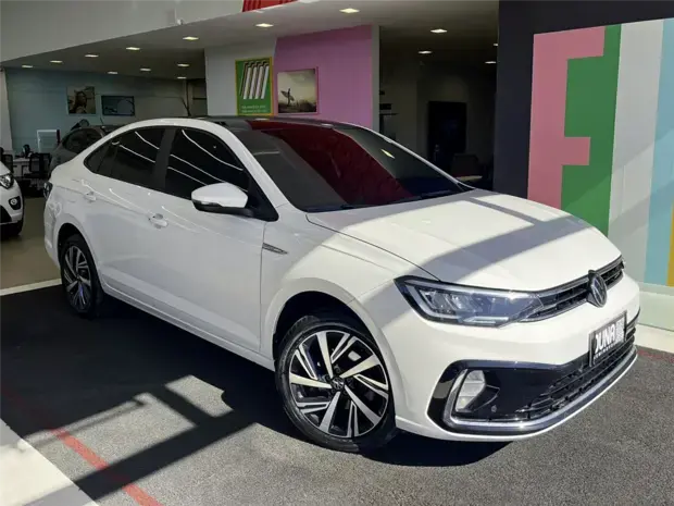 Volkswagen VIRTUS 1.0 200 TSI HIGHLINE AUTOMÁTICO