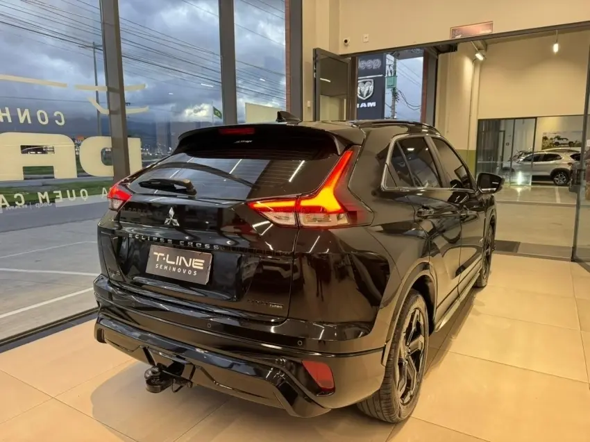 galeria ECLIPSE CROSS
