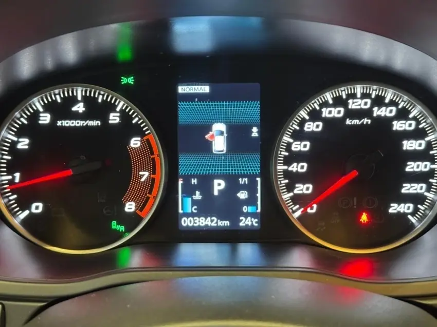 galeria ECLIPSE CROSS
