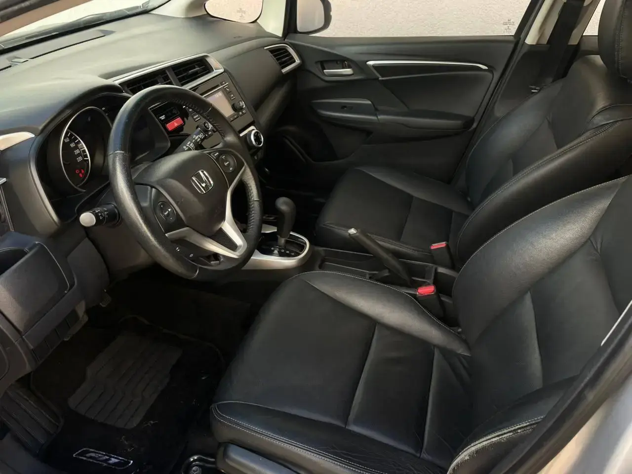 galeria FIT EXL CVT