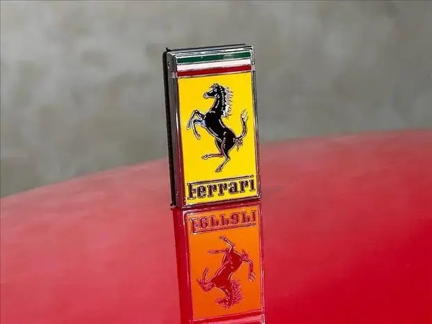 Ferrari ROMA 3.9 V8 TURBO GASOLINA F1-DCT