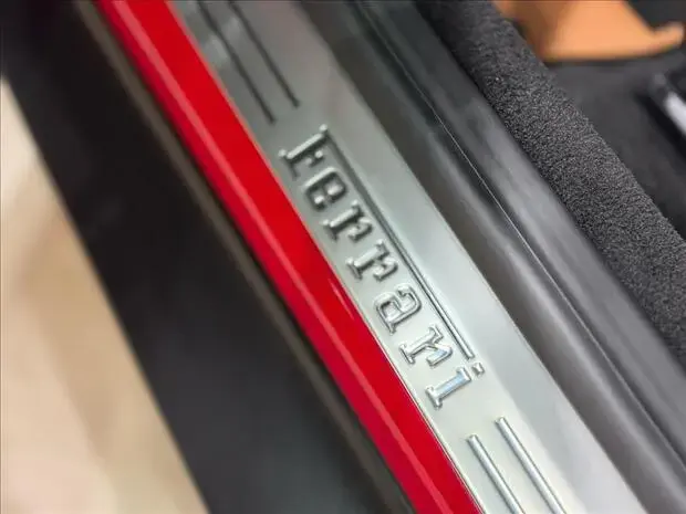 Ferrari ROMA 3.9 V8 TURBO GASOLINA F1-DCT