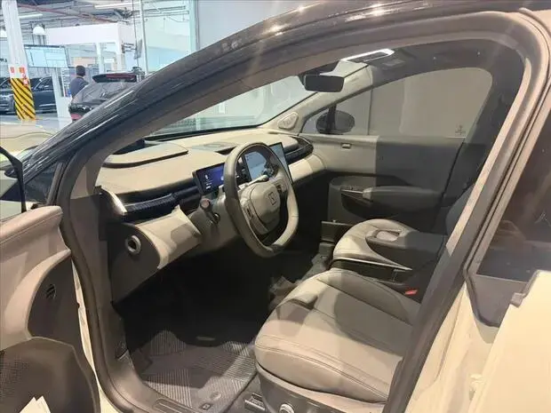 Zeekr X 66 KW ELÉTRICO FLAGSHIP AWD