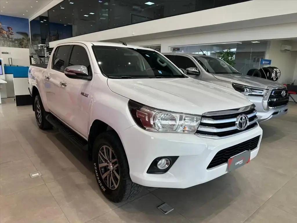galeria HILUX
