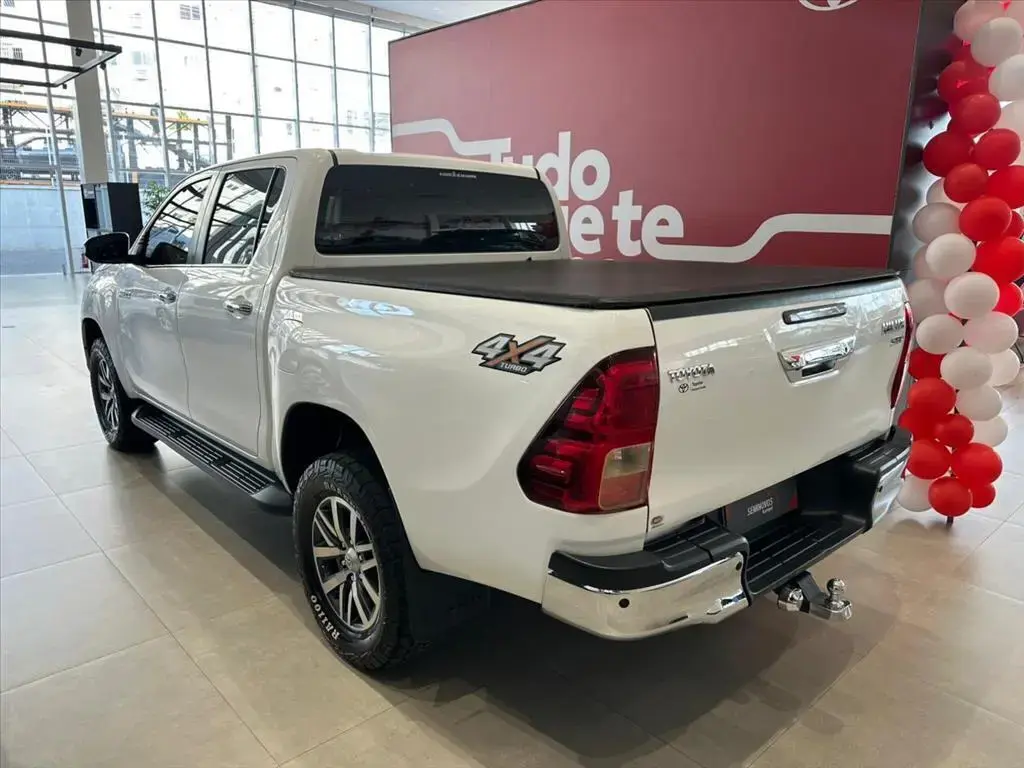 galeria HILUX
