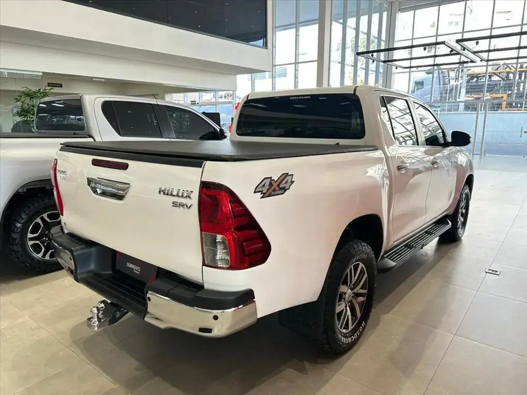 galeria HILUX