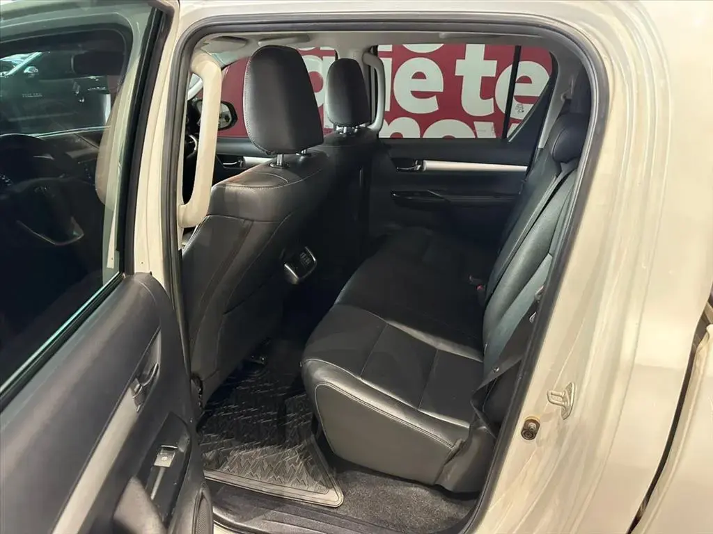 galeria HILUX