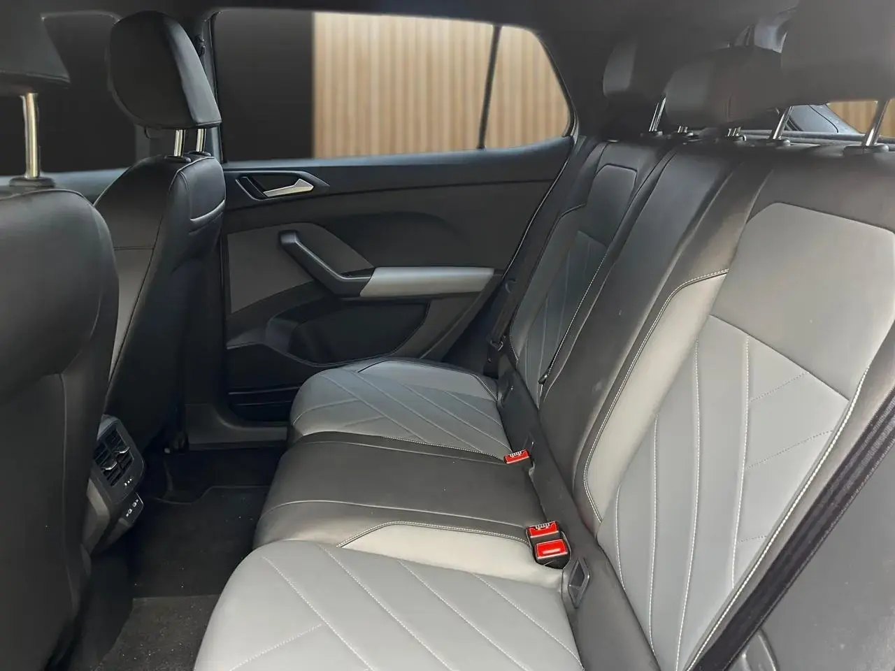 galeria T-Cross Comfor. 200 TSI 1.0 Flex 5p Aut.