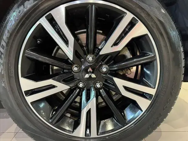 Mitsubishi ECLIPSE CROSS 1.5 MIVEC TURBO GASOLINA HPE-S S-AWC CVT