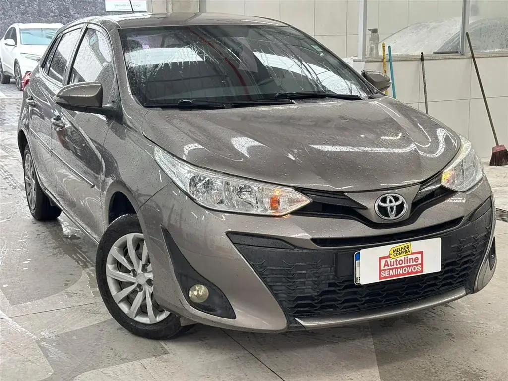 galeria YARIS