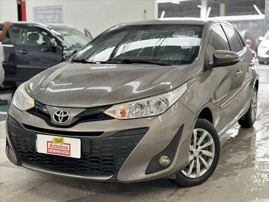 galeria YARIS
