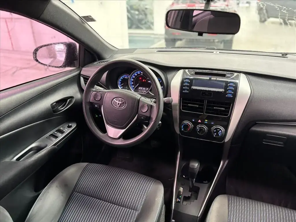 galeria YARIS