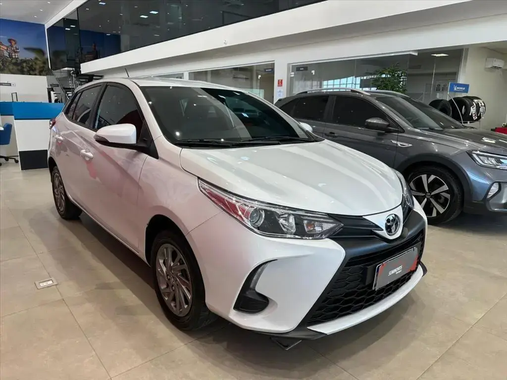 galeria YARIS