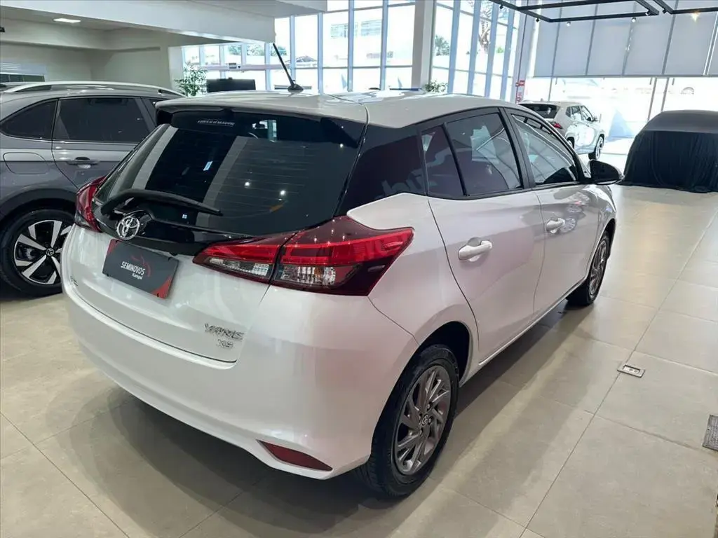galeria YARIS
