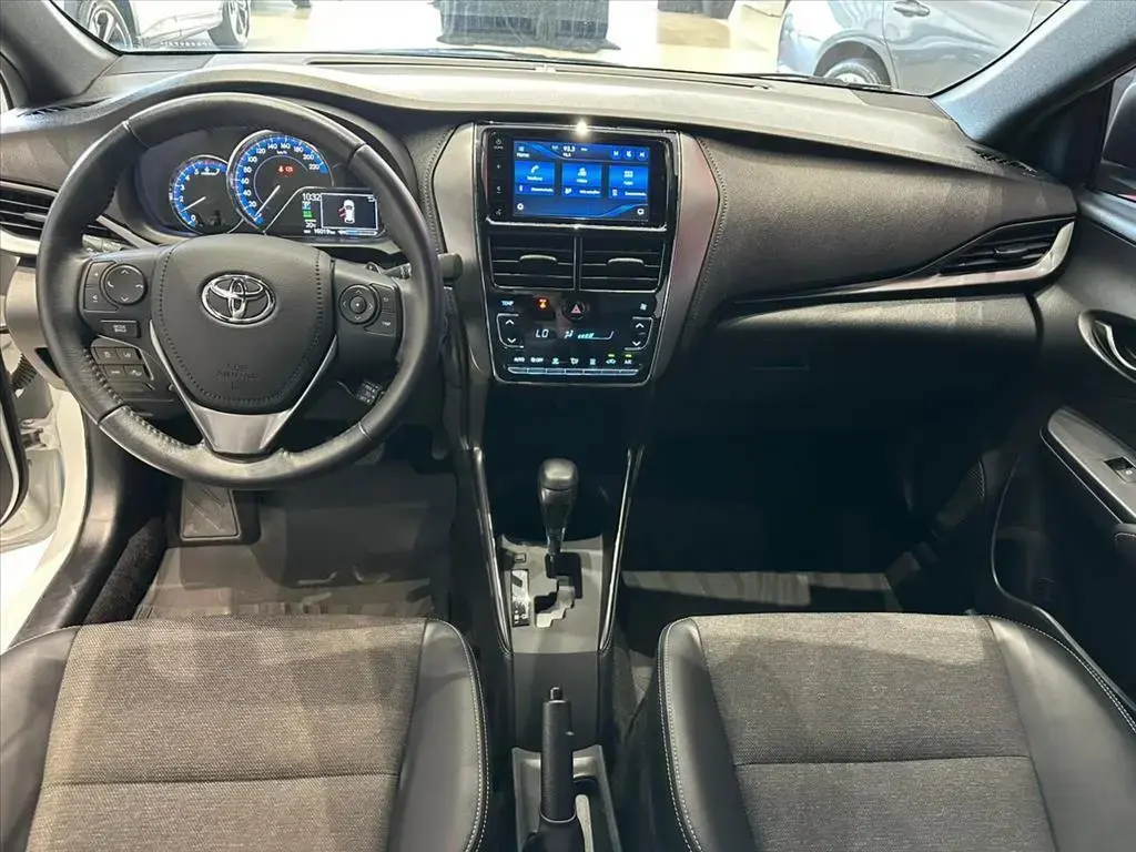 galeria YARIS