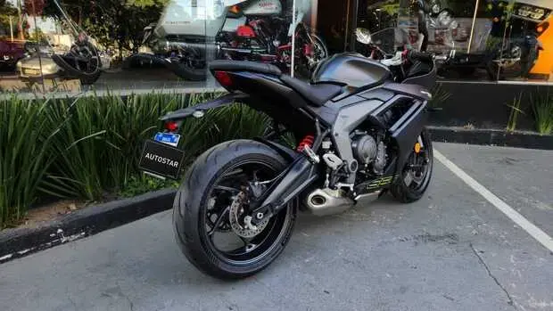 Triumph Daytona 660 ABS