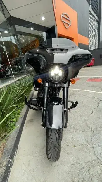 Harley Davidson Street Glide SPECIAL FLHXS